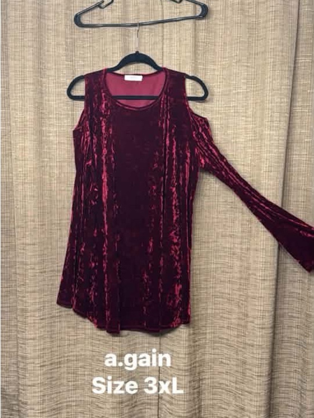 Plus-Size Velvet Cold-Shoulder Tunic in Wine